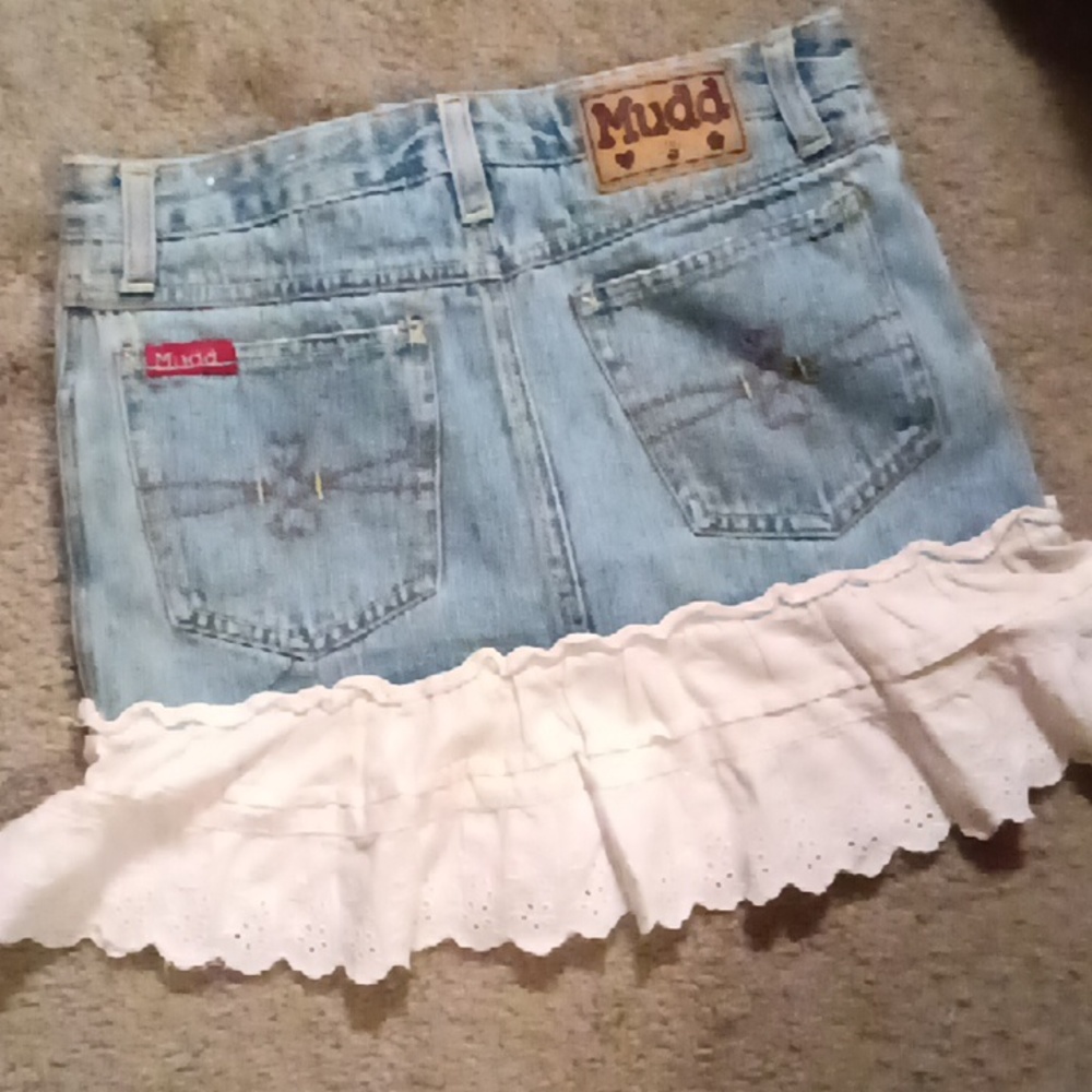 Girls size 10 regular Mudd skirt